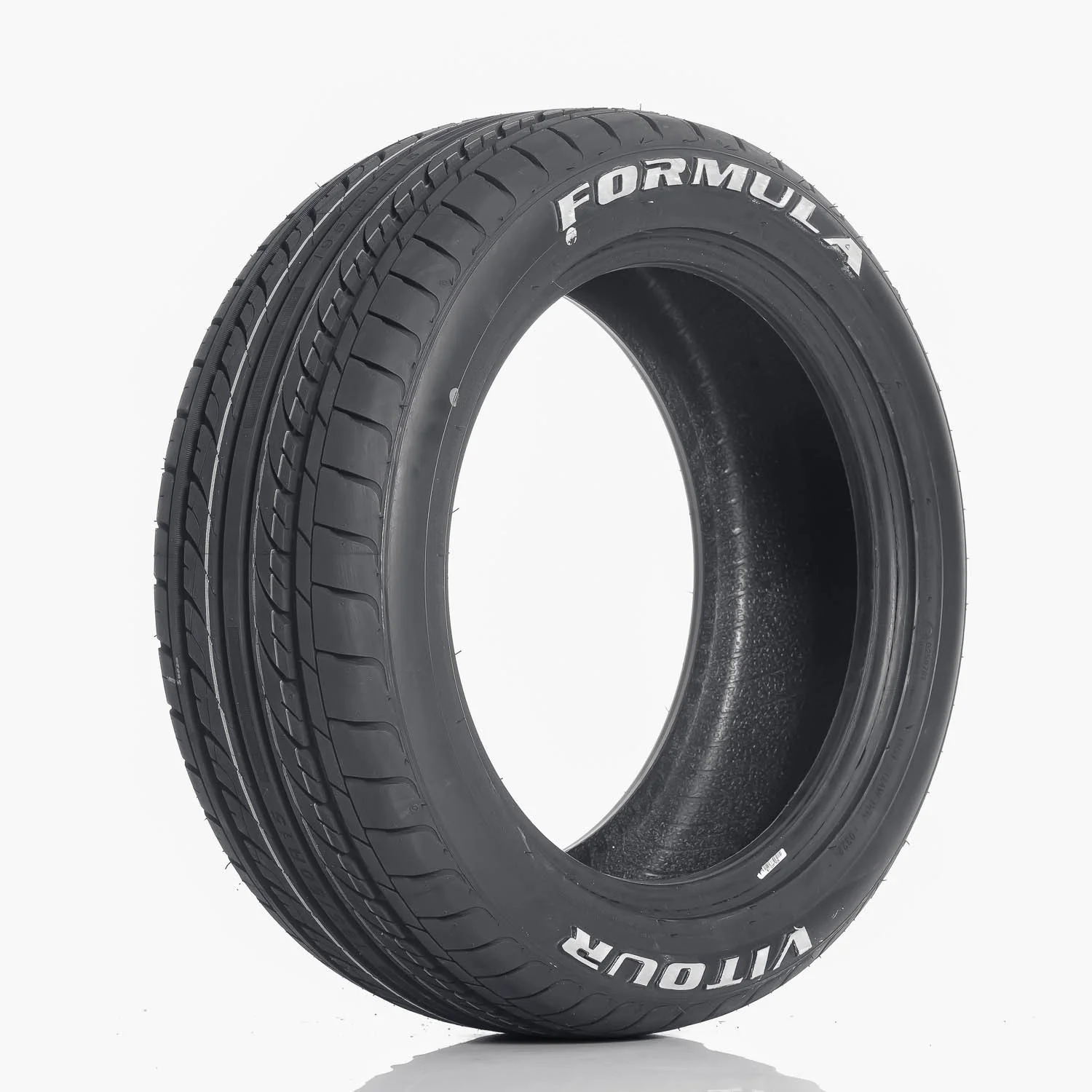 Pneu Vitour Aro 15 195/60R15